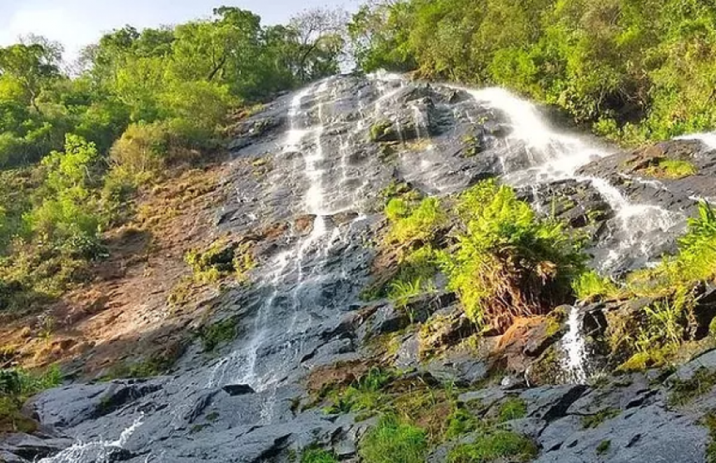 Cachoeira Véu de Noiva